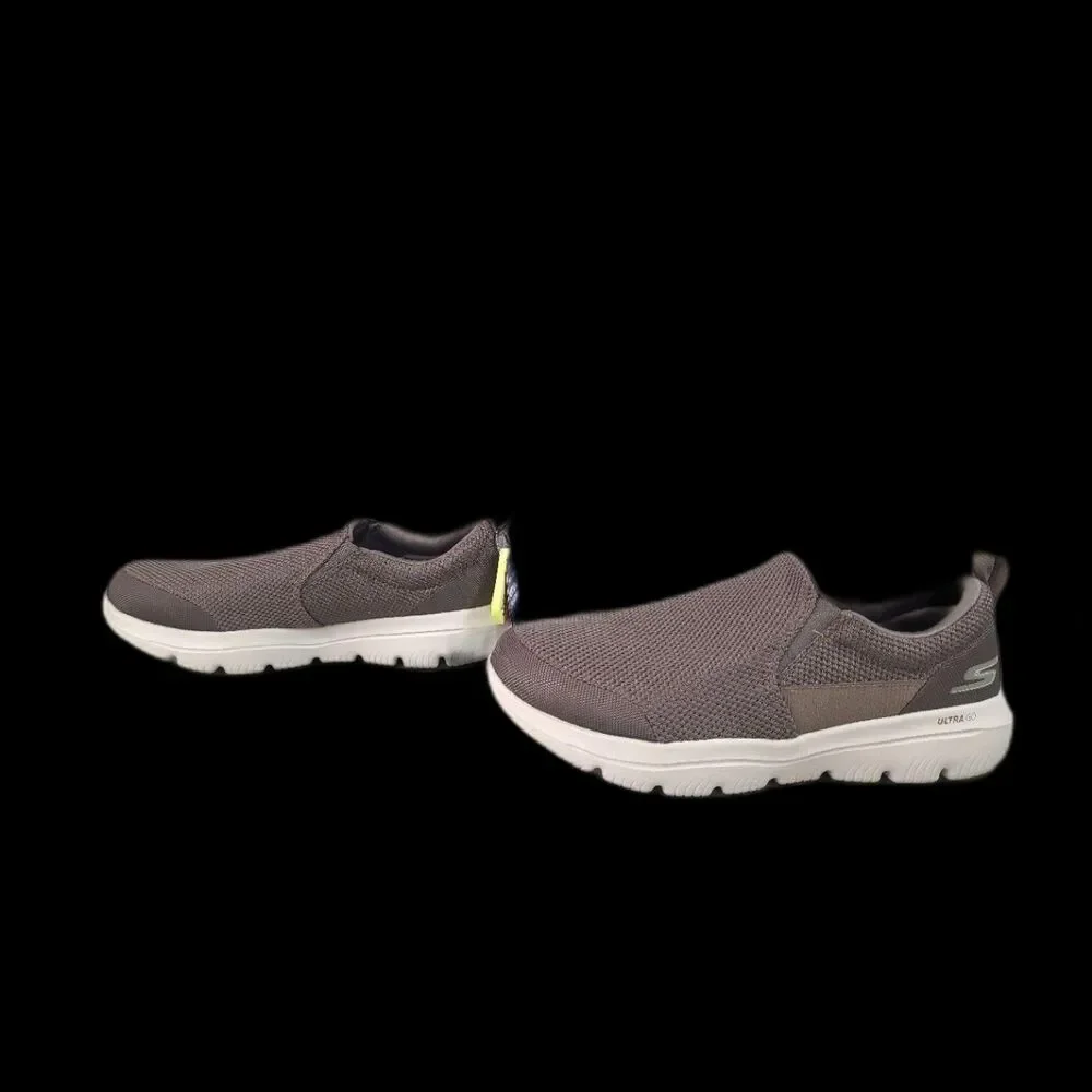 Sketchers Go Walk Evolution Ultra Size 9.5  Color Khaki wide fit